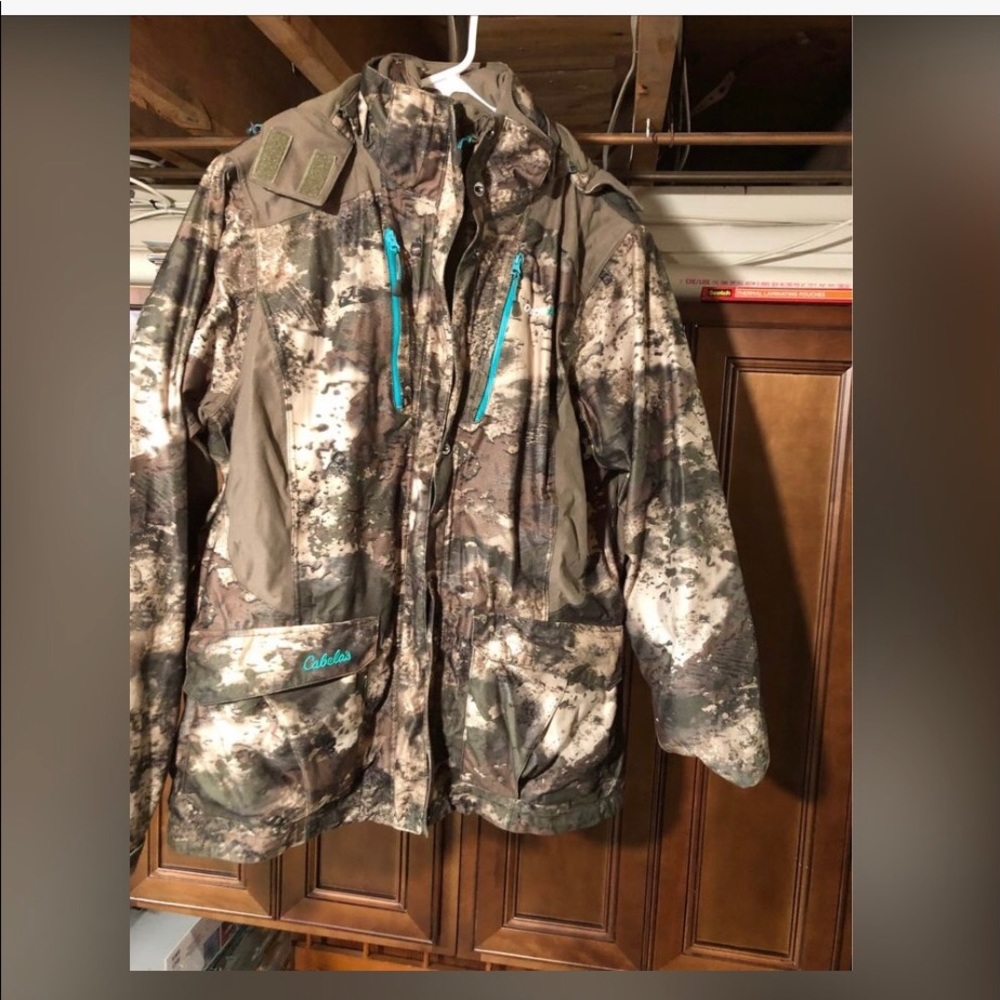 Cabela’s Womens Overpants and 4 in 1 Parka XL